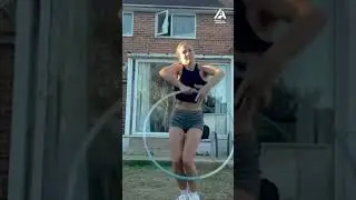 Love that hulahooping has made a comeback! 👏🏽