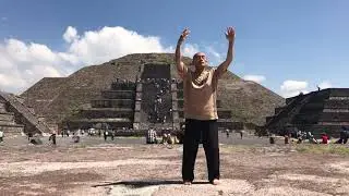 Master Liu Deming´s performance at Teotihuacan Moon Pyramids, Mexico