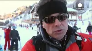 На горнолыжном курорте в Мерибеле переживают за Шумахера