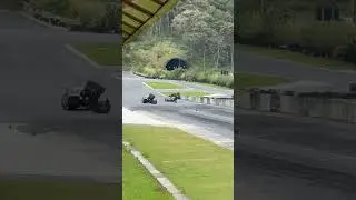 Gol Turbo ganha de Goliath V8 Blower