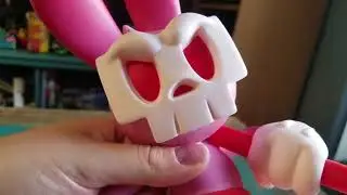 Moneybagz Pink Thief Guggimon Superplastic Vinyl Figure Review