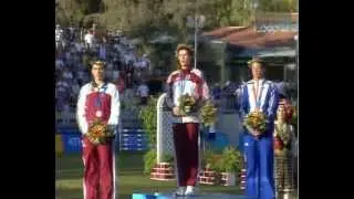 Ath&eacute;n 2004 - V&ouml;r&ouml;s Zsuzsa &eacute;s az &ouml;ttusa egy&eacute;ni fut&aacute;s, &eacute;rem&aacute;tad&aacute;s, himnusz