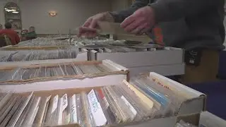 Portland postcard show brings history to life through tiny snapshots of past