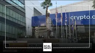 19-foot-tall statue of Lakers legend Kobe Bryant on display