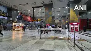 #WATCH | Delhi: Several flights delayed as a layer of fog grips the national capital.