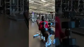 Ummm? What do you think! #gymhumor #fitnesscomedy #gym #fitness