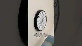 What&rsquo;s wrong with this clock?? #funny #confused