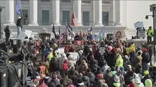 Dane County judge strikes down Wisconsin's right-to-work law