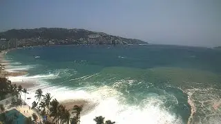 Acapulco. Mar de fondo 2 de mayo 2015