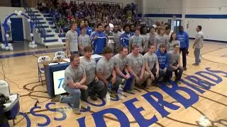 FFN Vault: Cross County celebrates 2015 Yarnell's Sweetest Play of the Year