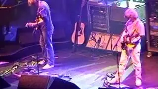 2.1 Makisupa Policeman - 1998-11-06 | Kohl Center, Madison, WI