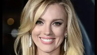 A slideshow of Bar Paly actress and model.