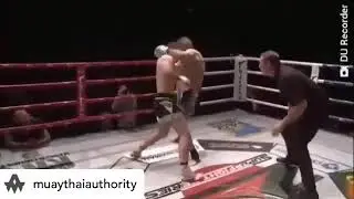 Muay Thai bangin