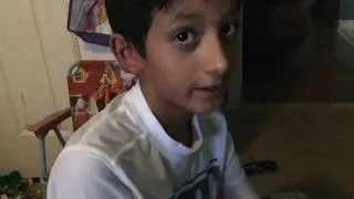 Very funny lizard scare prank
