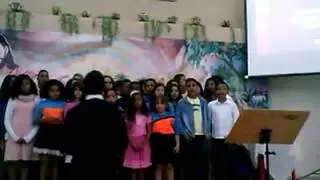 Fam&iacute;lia azularanja,no J.A da Iasd Jardim Maia.