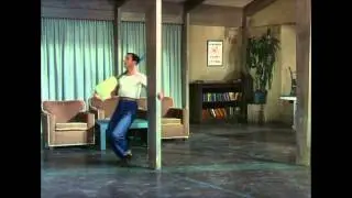 Gene Kelly - Let Me Call You Sweetheart (a mop dance)