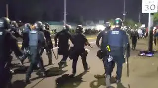 Police Breach Barricade in Portland, 5th of September 2020
