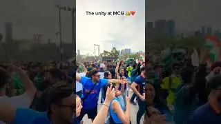 Indian🇮🇳 & Pakistani🇵🇰 Cricket Fans Dancing together at Melbourne Australia. T20 world cup 2022 #MCG