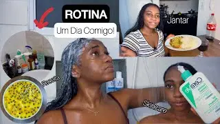 Rotina De Um Dia Comigo | lavar cabelo, mousse, Skincare, limpeza e etc