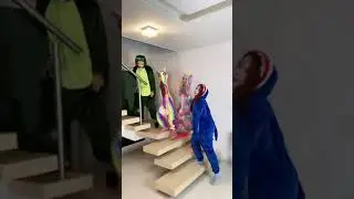BELINHA, ARLEQUINA, CORINGA E PENNY COM FANTASIAS FOFINHAS DAN&Ccedil;ANDO