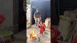 how to warm up in cold weather #funny #couple #comedy