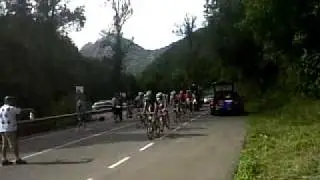 Moreno in a breakaway with 10 kms to La Farrapona finishing line
