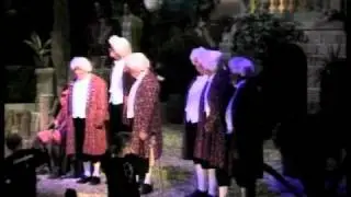 Sigh no more, Shakespeare theater diever