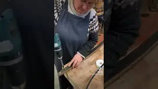 Making a whiskey stave table lamp