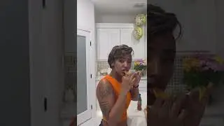 She eating Mango vs him #subscribe #facts #jamaican