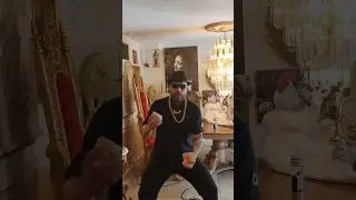 American Juggler 🇺🇸✨ #LIKE #subscribe #funny #juggler #juggling #howtojuggle #howto #trending #fail