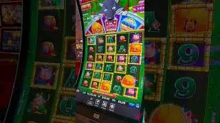 SUPER MANSION BONUS PAYS MASSIVE! #slots #casino #jackpot