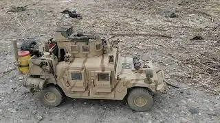 1/18 Scale Sunny Days Armor up Military Humvee Custom