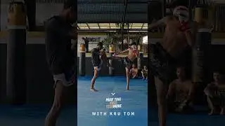 Defend & Smash with the Knee &ndash; Muay Thai Power Move! 💥 #MuayThaiKnee #TechniqueVideo #punchitgym