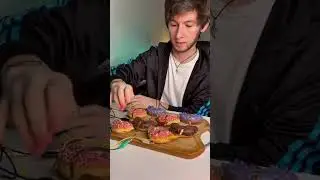 Piotr Paduszyński plays a song from his album &ldquo;Eutymia&rdquo; on donuts using Playtron #playtronica #midi