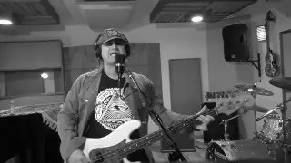 Bassist/Vocalist Bruce Birch Available