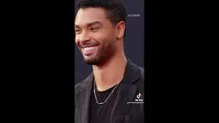 Ryan invites u @ The Gray Man red carpet in Berlin