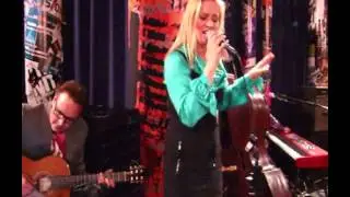 Anne-Lie Persson - Give in,  Live  yn  Noardewyn Omrop Frysl&acirc;n