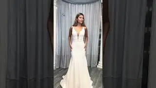 Timeless wedding dresses are always the right decision 🔍