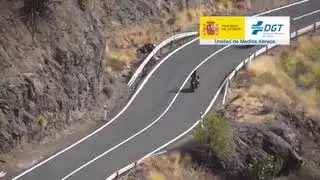 Dron DGT Carretera GC-200: Conducci&oacute;n Ejemplar Moteros
