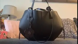 What’s in my bag ft. Polene Cyme Mini