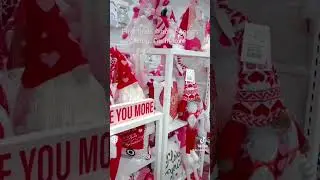 #pinkdecor#decor#homedecor#viral#trend#trending#style#styleinspo#homegoods#viral#explore