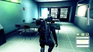 Splinter Cell - Sam captures a dwarf and throws him down a ladder!