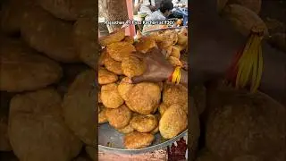 Jaipur की Famous Pyaz Kachori🤤❤️ #shorts #kachori #indianstreetfood