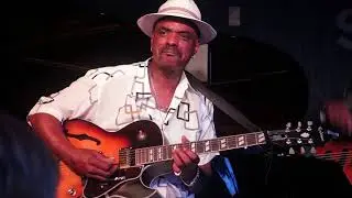 Nick Colionne performing 
