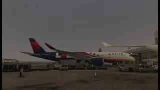 Airstrikeace is live! A350-900 (KDTW) (KMSP) And talking to chat!