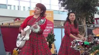 De Flageolettes Rudolph the Red Nosed Reindeer Moerwijk Breda 2022 hpvideo Breda Henk Pas 2022