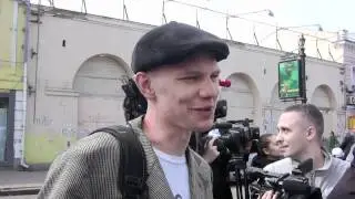 У вас есть татуировка? А гепатит С?