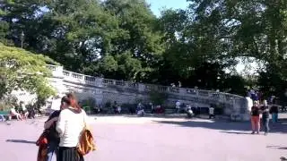 Day 17: Paris, heading up from the streets of Montmarte to la Basilique du Sacr&eacute;-Coeur