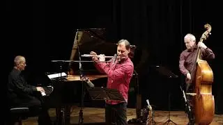 Four Steps play's Menuett in G moll from J.S.Bach