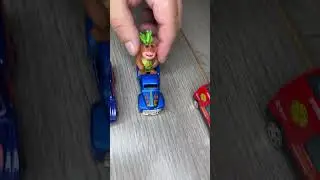 Car #cars #minitrack #carshow #toys #usatoys #sorts #memes #funny #toytracks #italianbrainrot